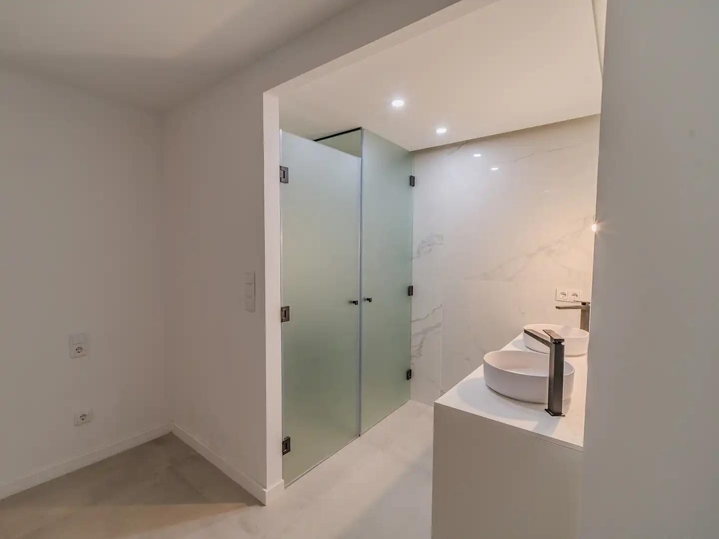 Bathroom of Houses for sale in El Campello  with Air Conditioner, Heating and Private garden