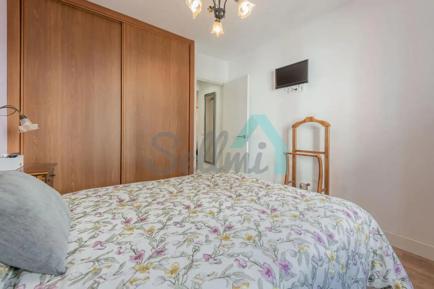 Flat for rent in Del General Elorza, Milán - Pumarín