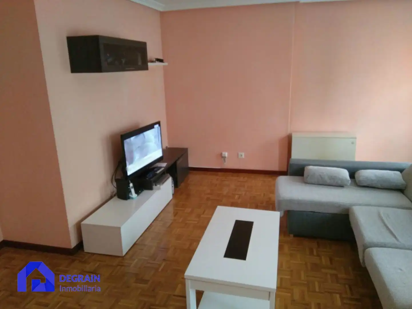Sala d'estar de Dúplex en venda en Mieres (Asturias) amb Traster
