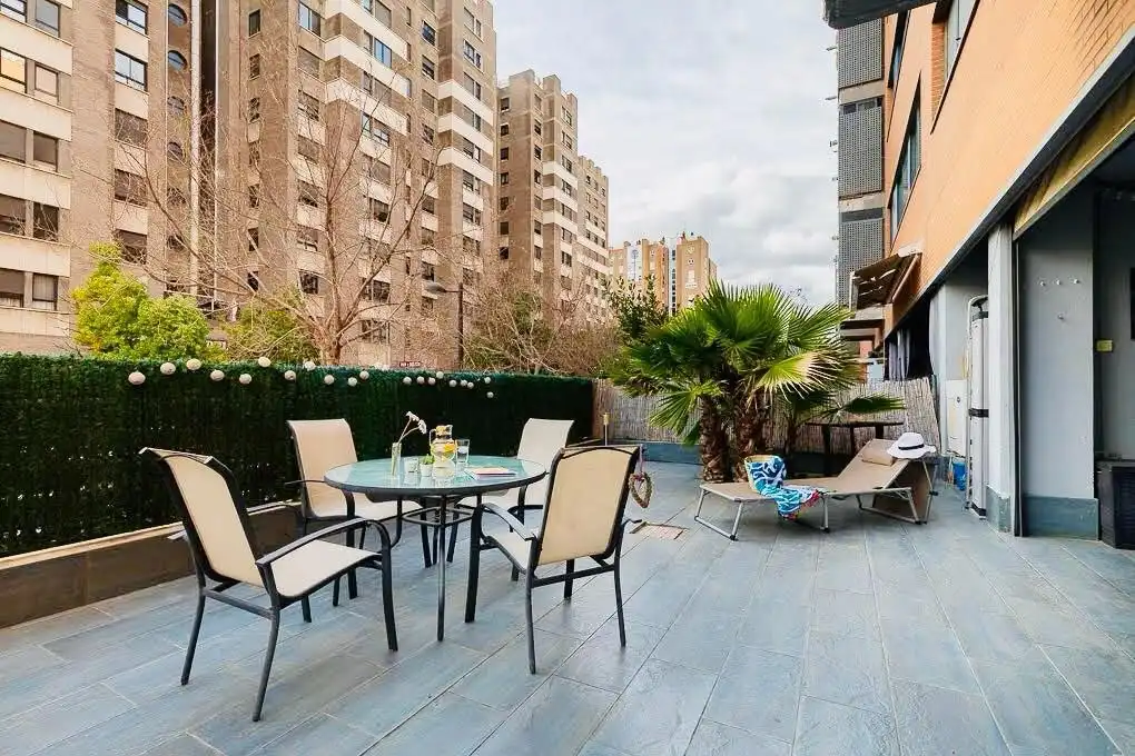 Terraza de Piso de alquiler en Valencia con Amueblado