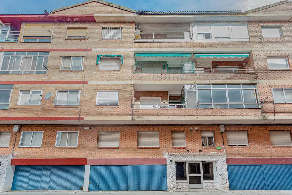 Vista exterior de Piso en venta en El Tiemblo 