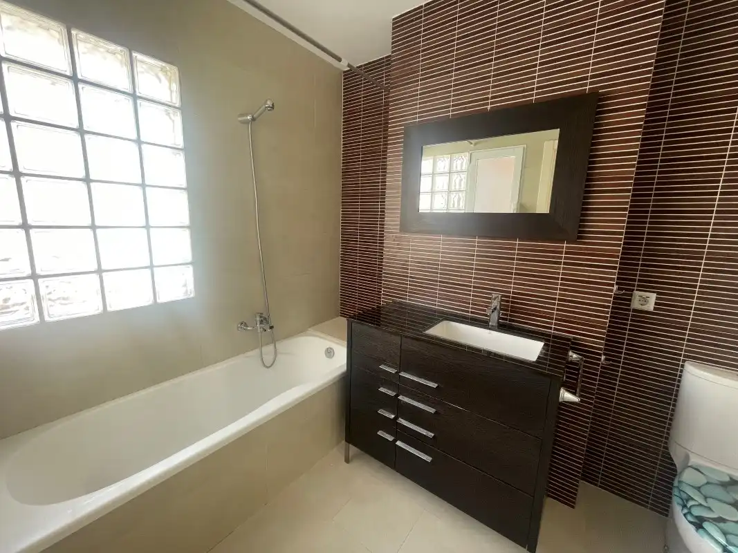 Casa a schiera con piscina in vendita a Plaça d'Espanya, imagen 5