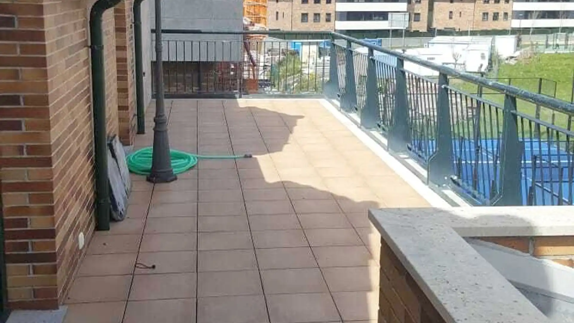 Terrasse von Wohnung zur Miete in Derio mit Terrasse