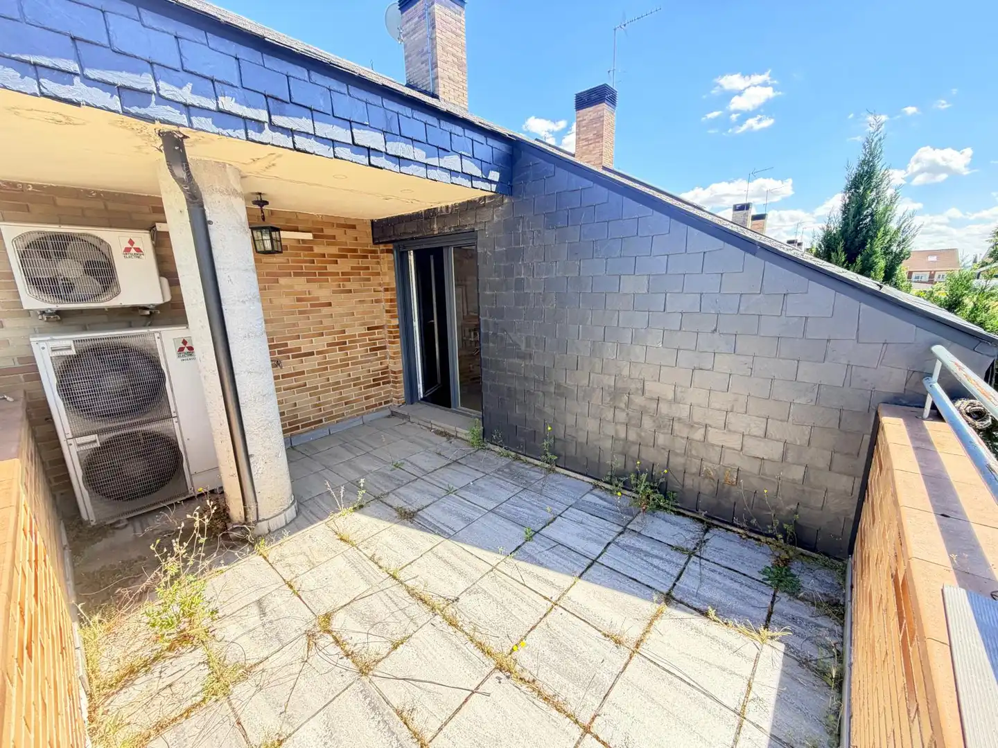 Vista exterior de Casa o chalet en venta en Rivas-Vaciamadrid con Aire acondicionado, Calefacción y Jardín privado
