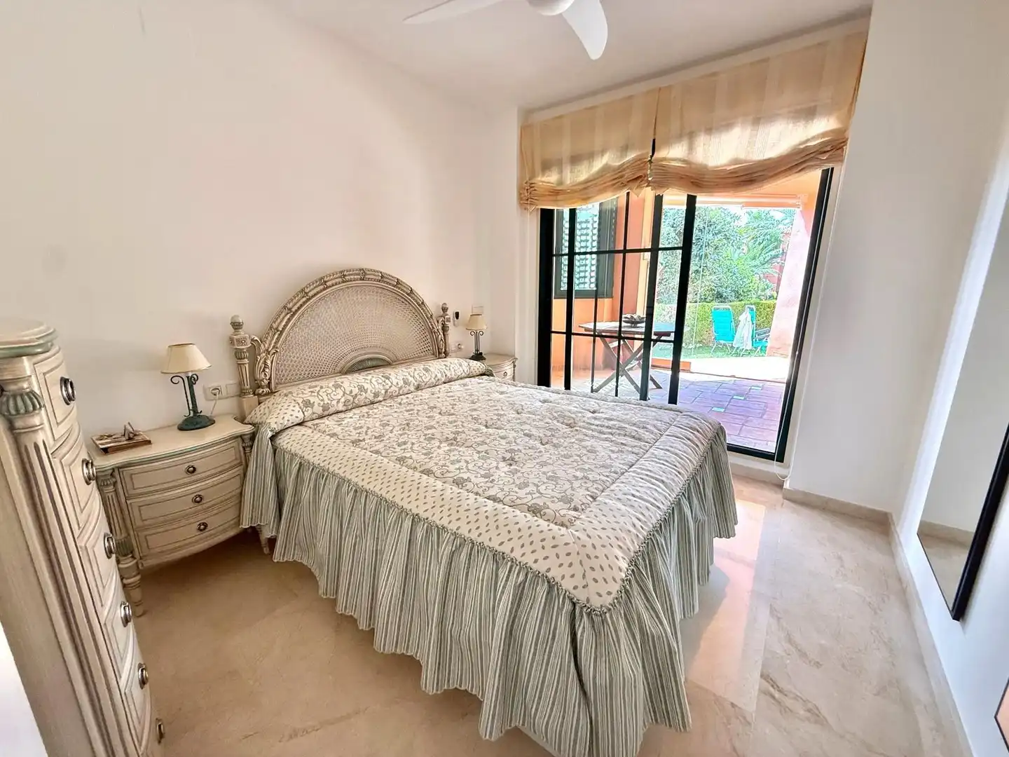 Habitación de Apartamento en venta en Finestrat con Aire acondicionado, Terraza y Trastero
