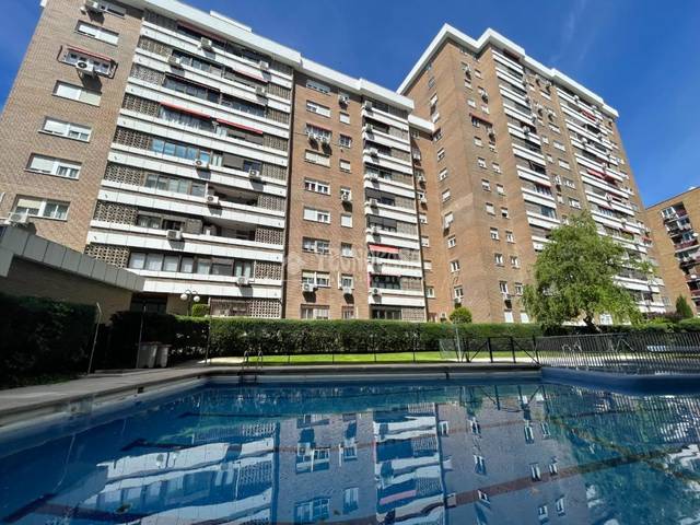 Piso en Venta en Canillas