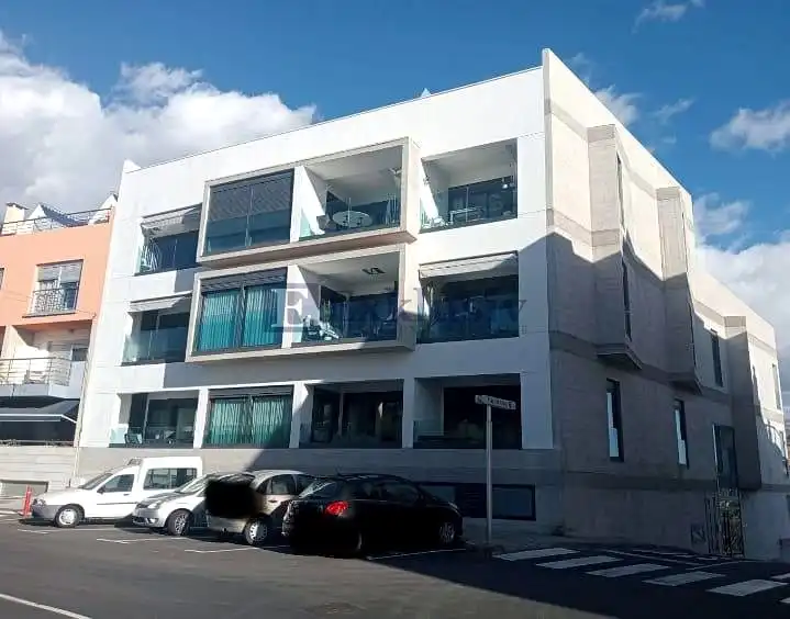 Vista exterior de Planta baja en venta en Guía de Isora con Aire acondicionado, Terraza y Amueblado
