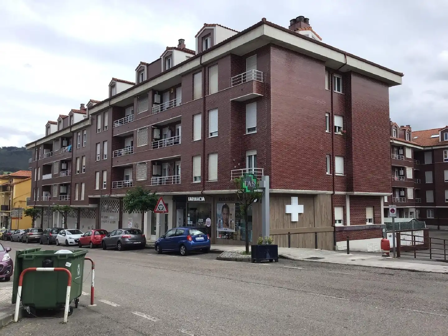 Vista exterior de Garaje en venta en El Astillero  