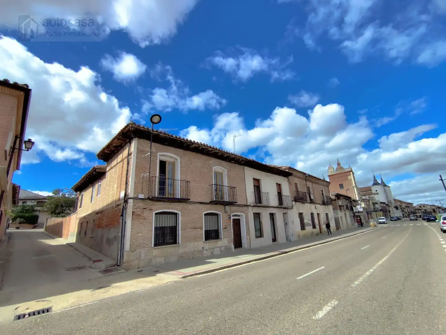 Vista exterior de Casa o xalet en venda en Rueda, Valladolid
