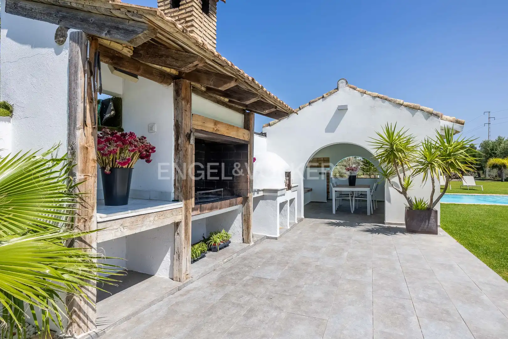 Terrasse von Country house zum Verkauf in Espartinas mit Klimaanlage, Heizung und Privatgarten