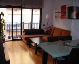 Living room of Flat to rent in Sant Cugat del Vallès  with Heating, Parquet flooring and Storage room