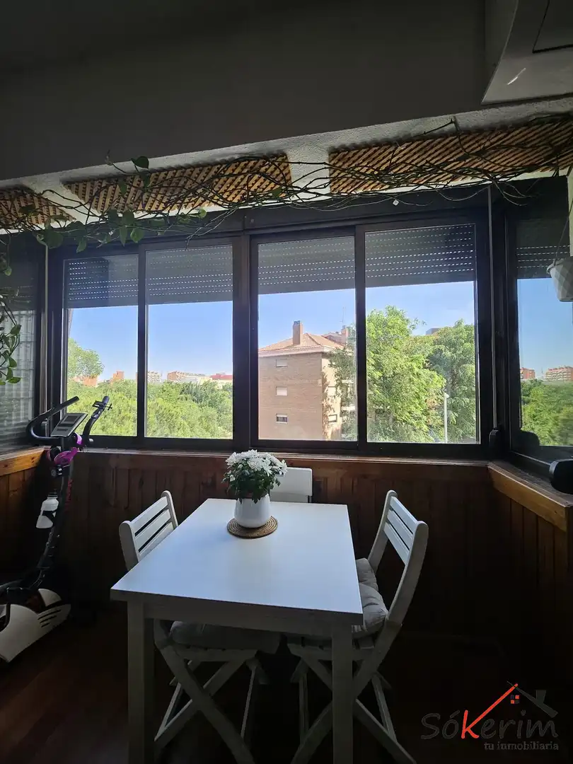 Piso en venta en Tres Olivos - Valverde