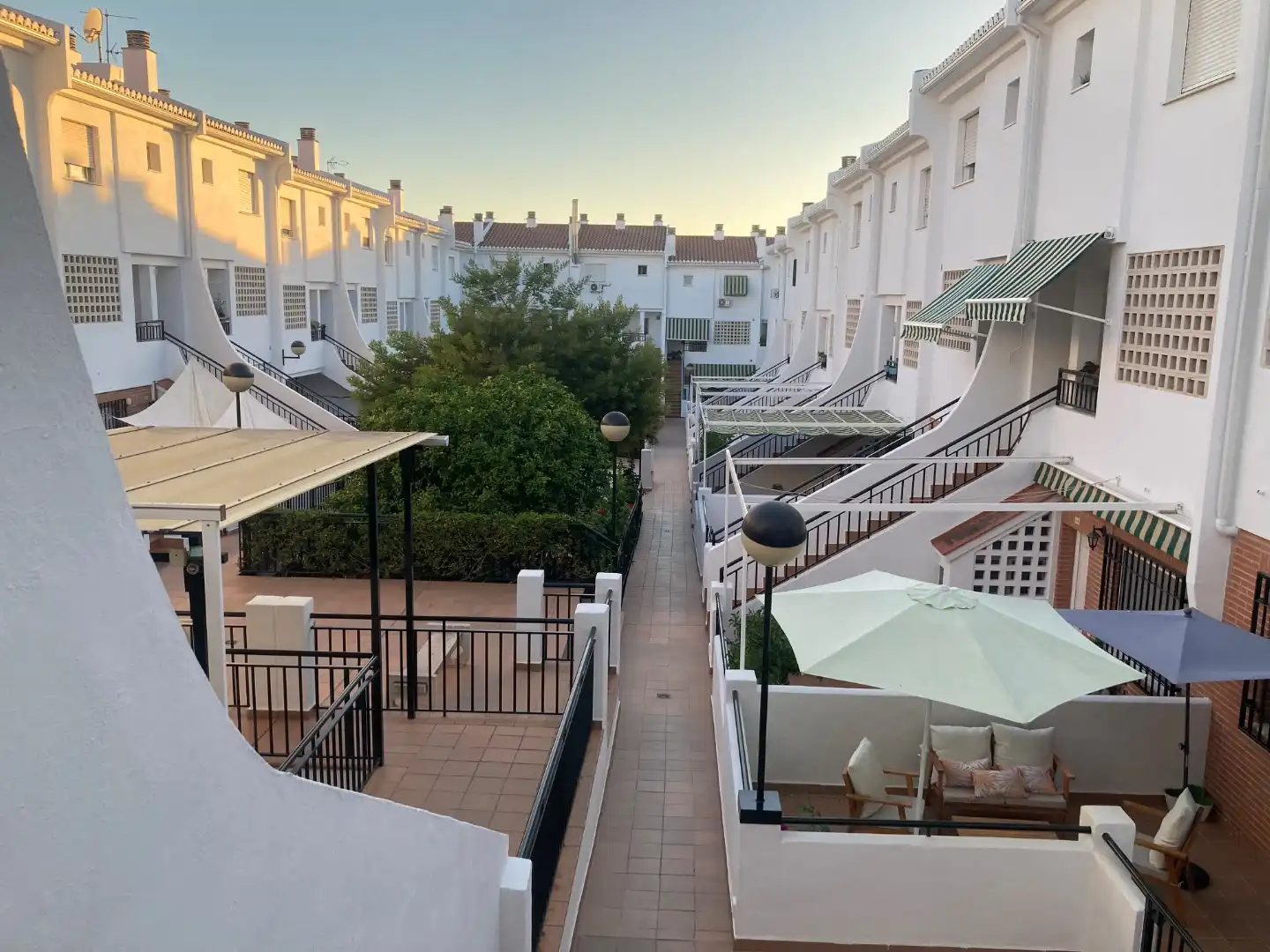 Exterior view of Flat for rent in Beiro