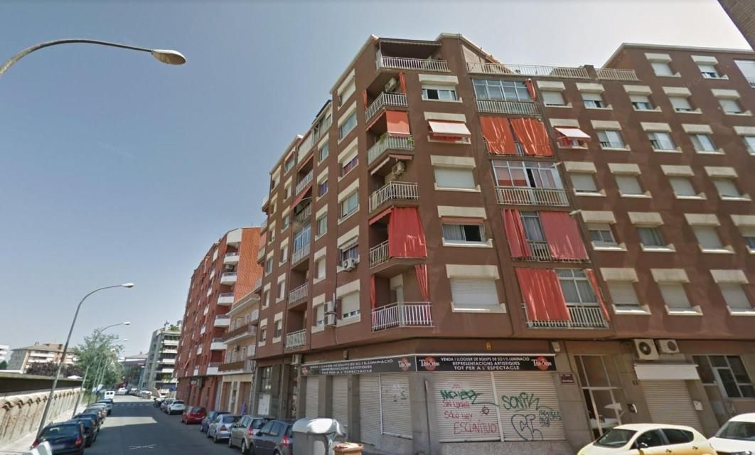 Flat for sale in Carrer Baró d'Eroles, Joc de la Bola - Camps d'Esports