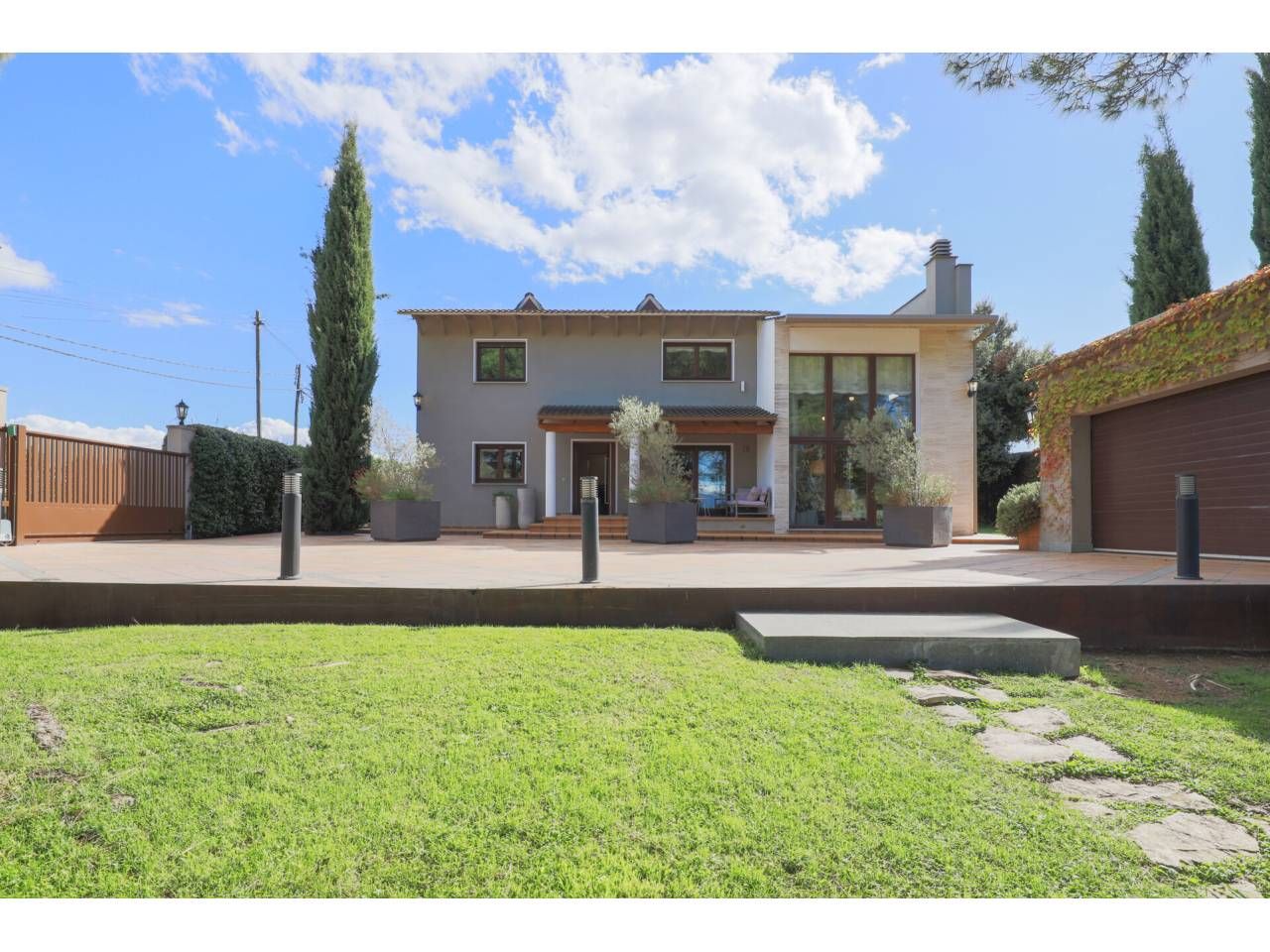 Vista exterior de Casa o chalet de alquiler en Sils con Aire acondicionado, Calefacción y Jardín privado