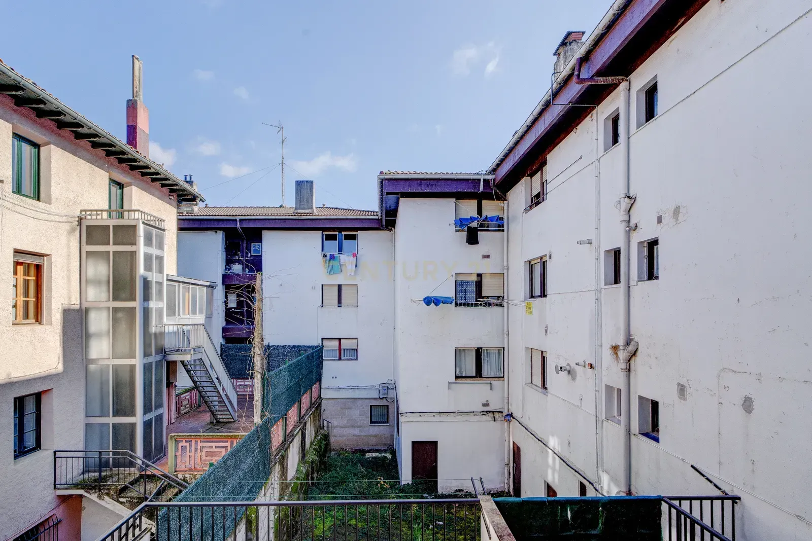 Außenansicht von Wohnungen zum Verkauf in Ormaiztegi