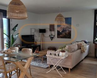 Living room of Flat for sale in Vitoria - Gasteiz  with Heating, Terrace and Furnished