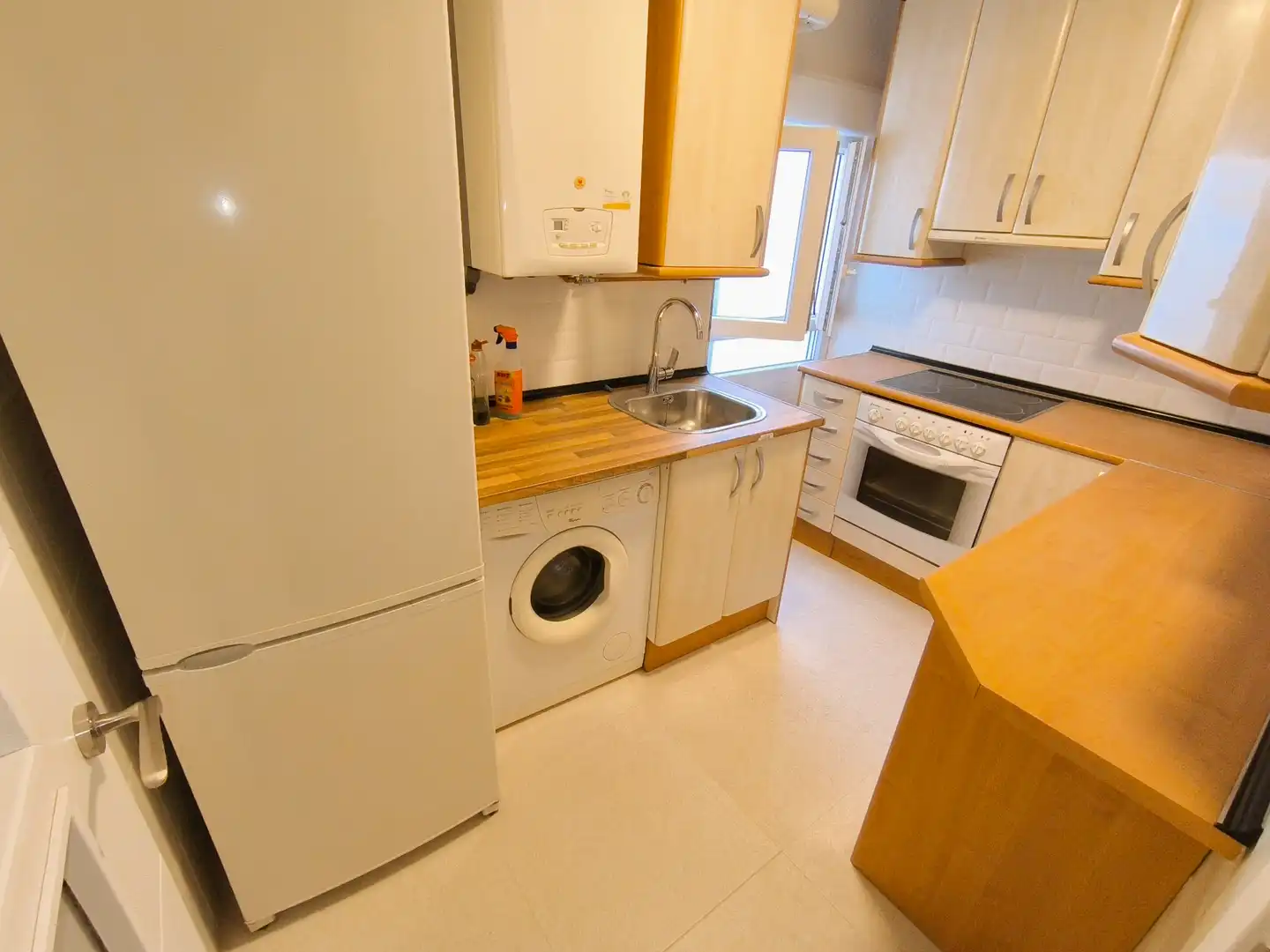 Kitchen of Flat for rent in Palencia  with Heating, Parquet flooring and Terrace
