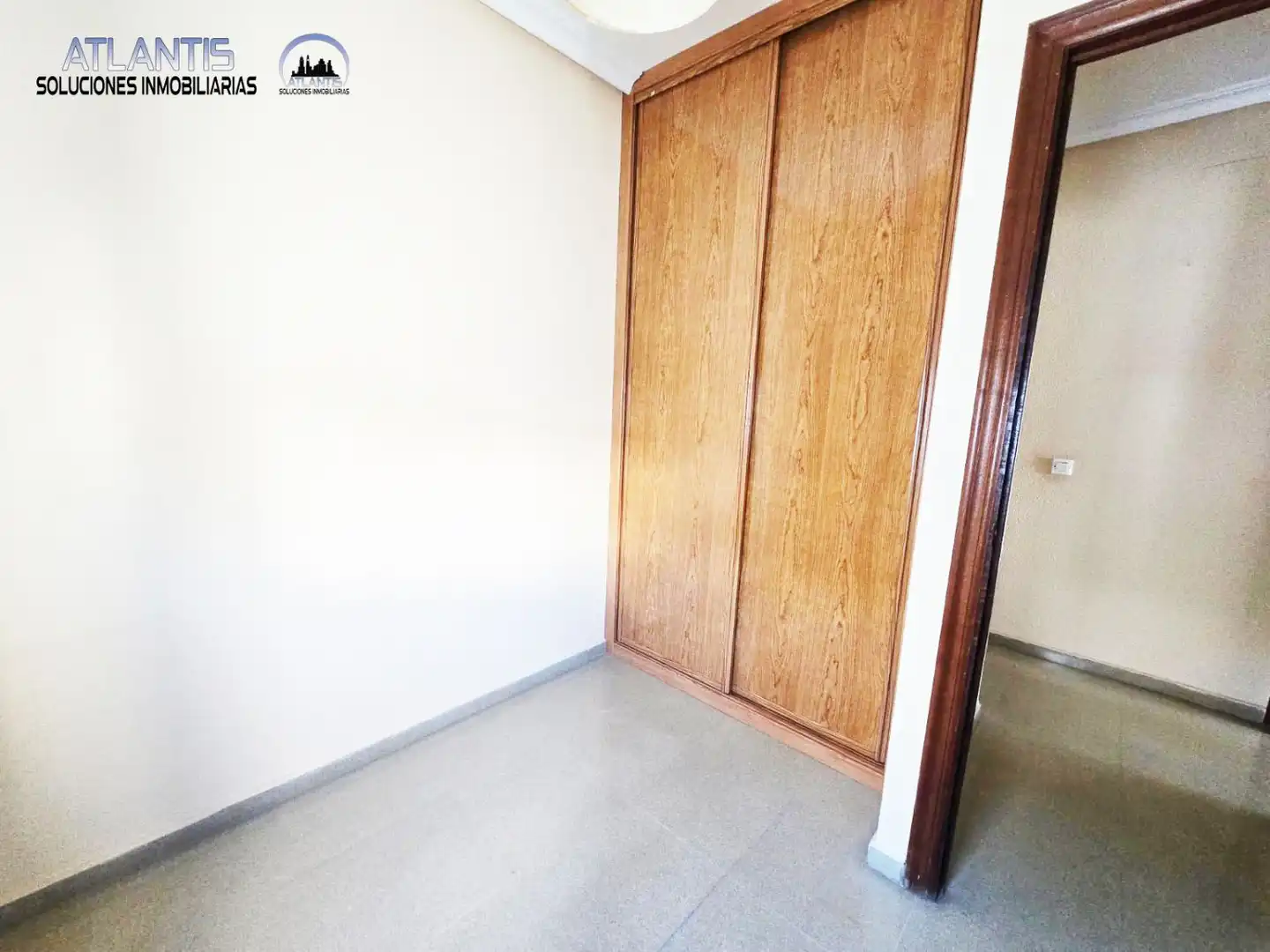 Schlafzimmer von Wohnung zum Verkauf in Sevilla mit Abstellraum