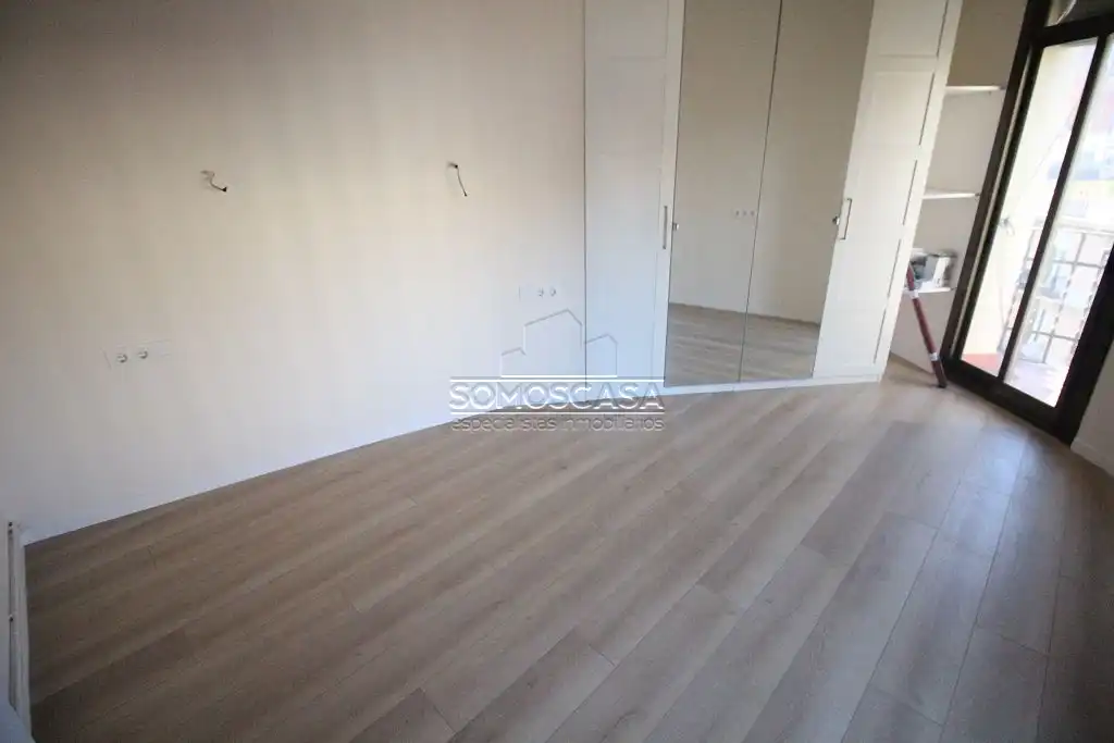 Piso con terraza en venta en Plaça de la Sagrada Família, imagen 8