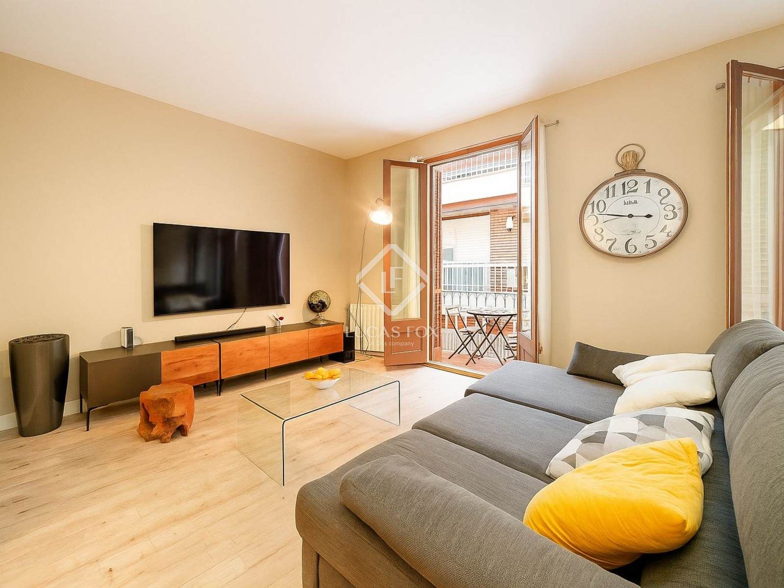 Sala d'estar de Pis en venda en  Barcelona Capital amb Aire condicionat, Calefacció i Parquet