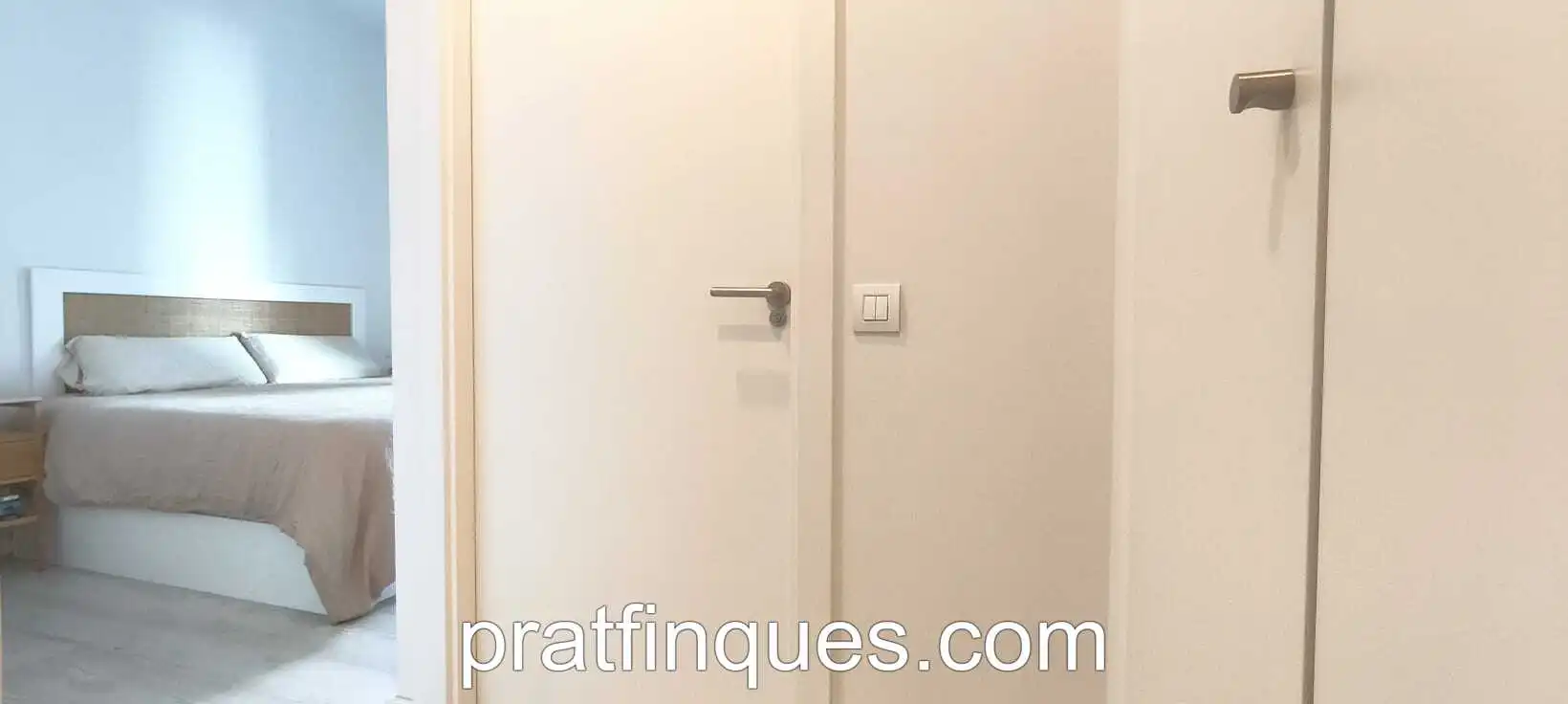 Wohnung zum Verkauf in L'Hospitalet de Llobregat mit Klimaanlage, Heizung und Parkett