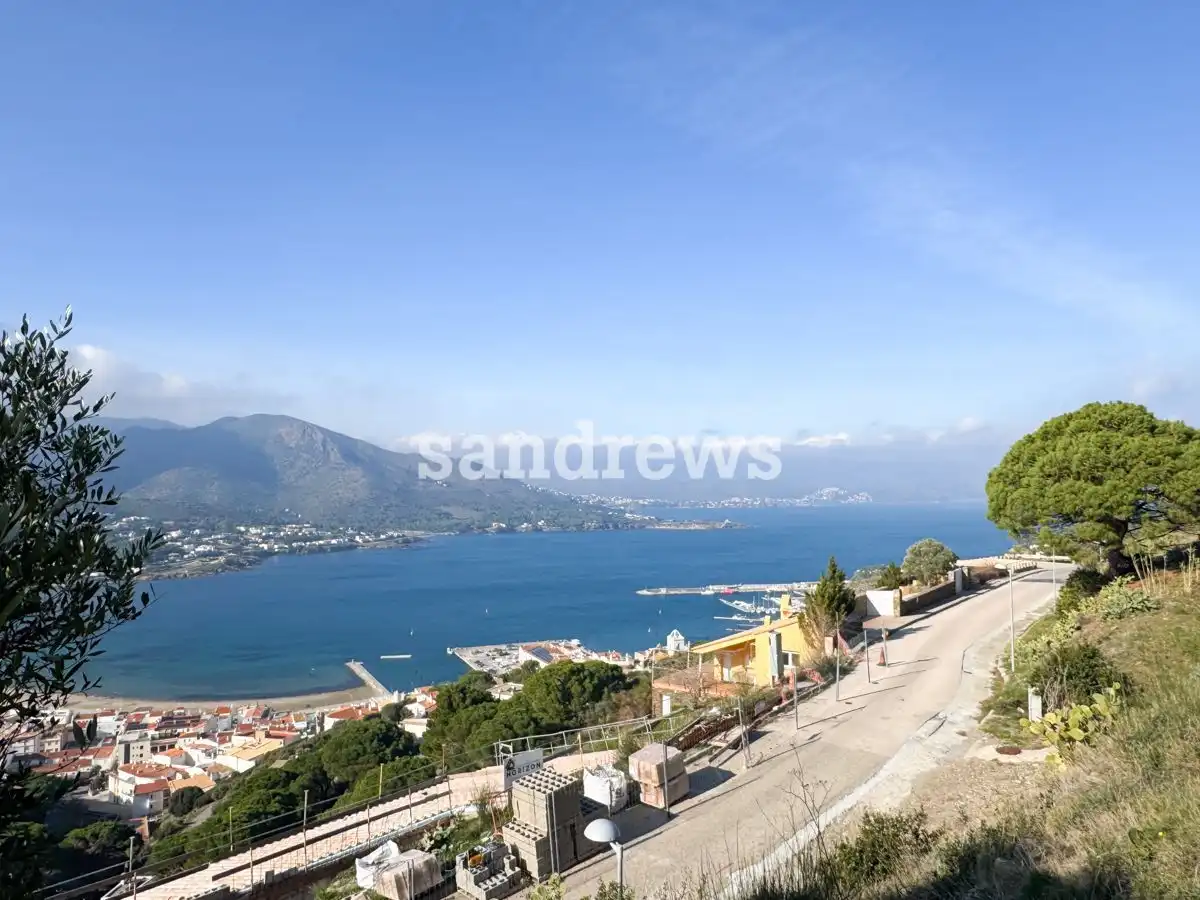 Lands and plots for sale in El Port de la Selva