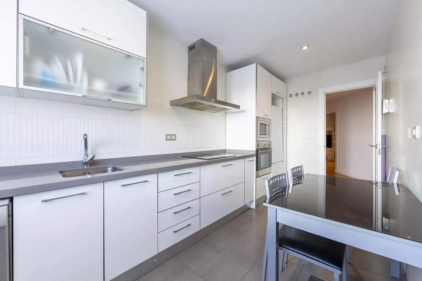 Cocina de Planta baja en venta en Almería con Aire acondicionado, Terraza y Trastero