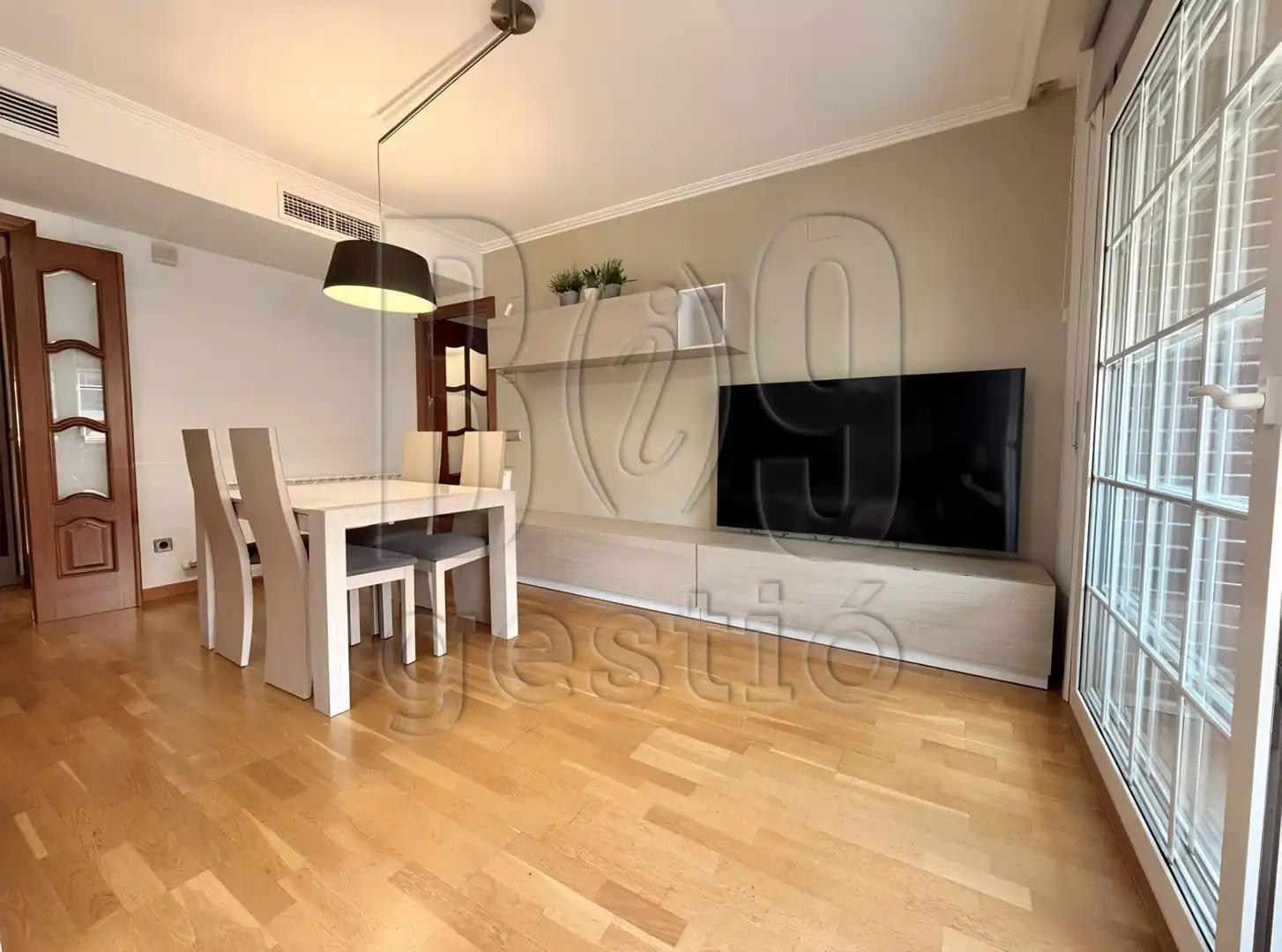 Wohnzimmer von Wohnung zum Verkauf in Tarragona mit Klimaanlage, Heizung und Terrasse
