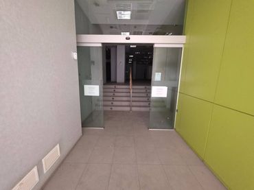 Local comercial en alquiler en Centro