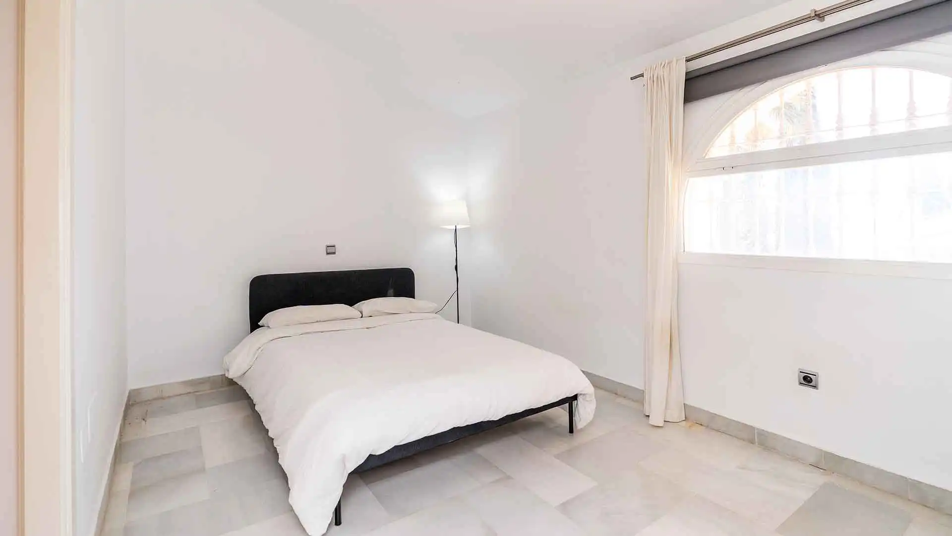 Casa a schiera con terrazza in vendita a MONTEMEDIO-B SIERRA BLANC 0, imagen 17