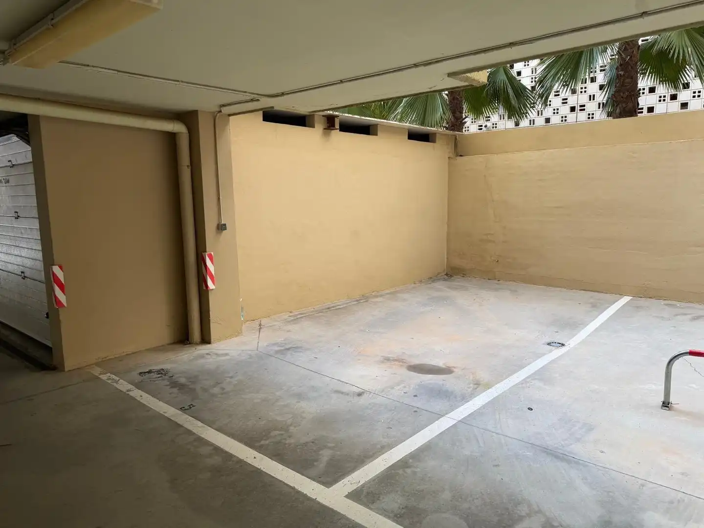 Parking de Apartamento de alquiler en Fuengirola con Aire acondicionado, Calefacción y Terraza