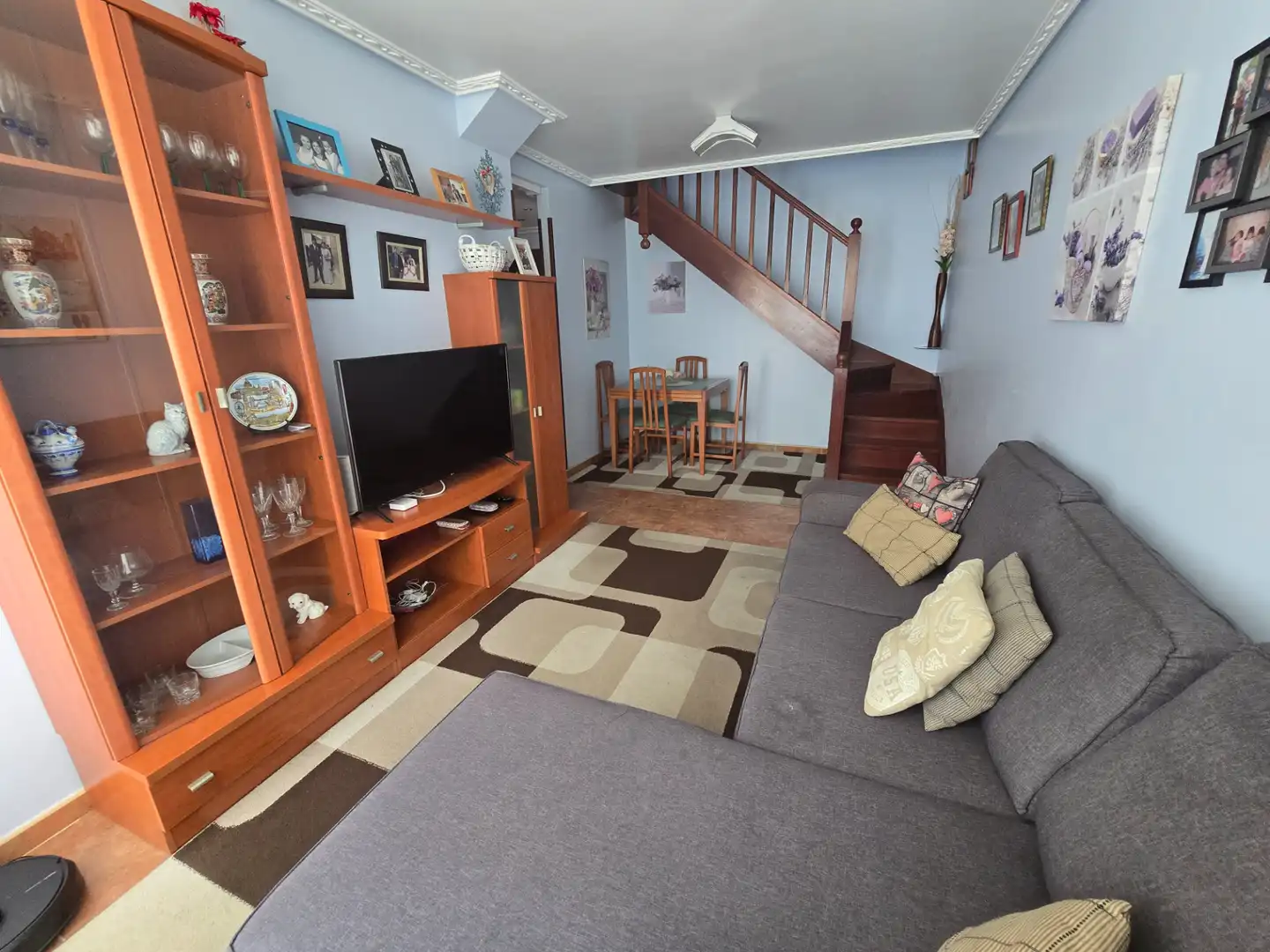 Sala de estar de Dúplex en venta en Bareyo con Calefacción, Parquet y Terraza