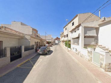 Casa aparellada en venda a Ceutí