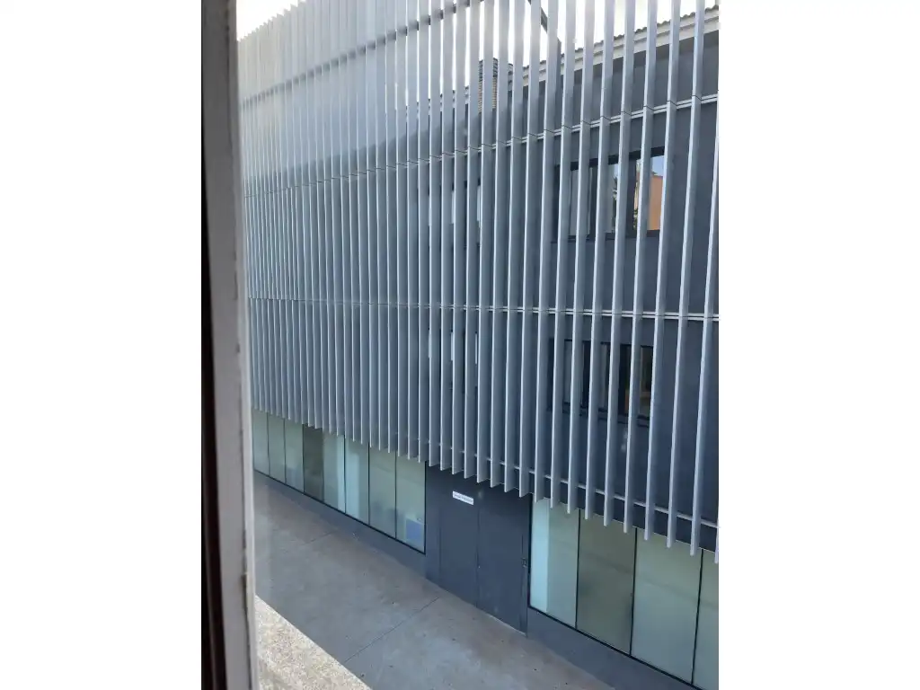 Edificio en venta en Col.legis Nous