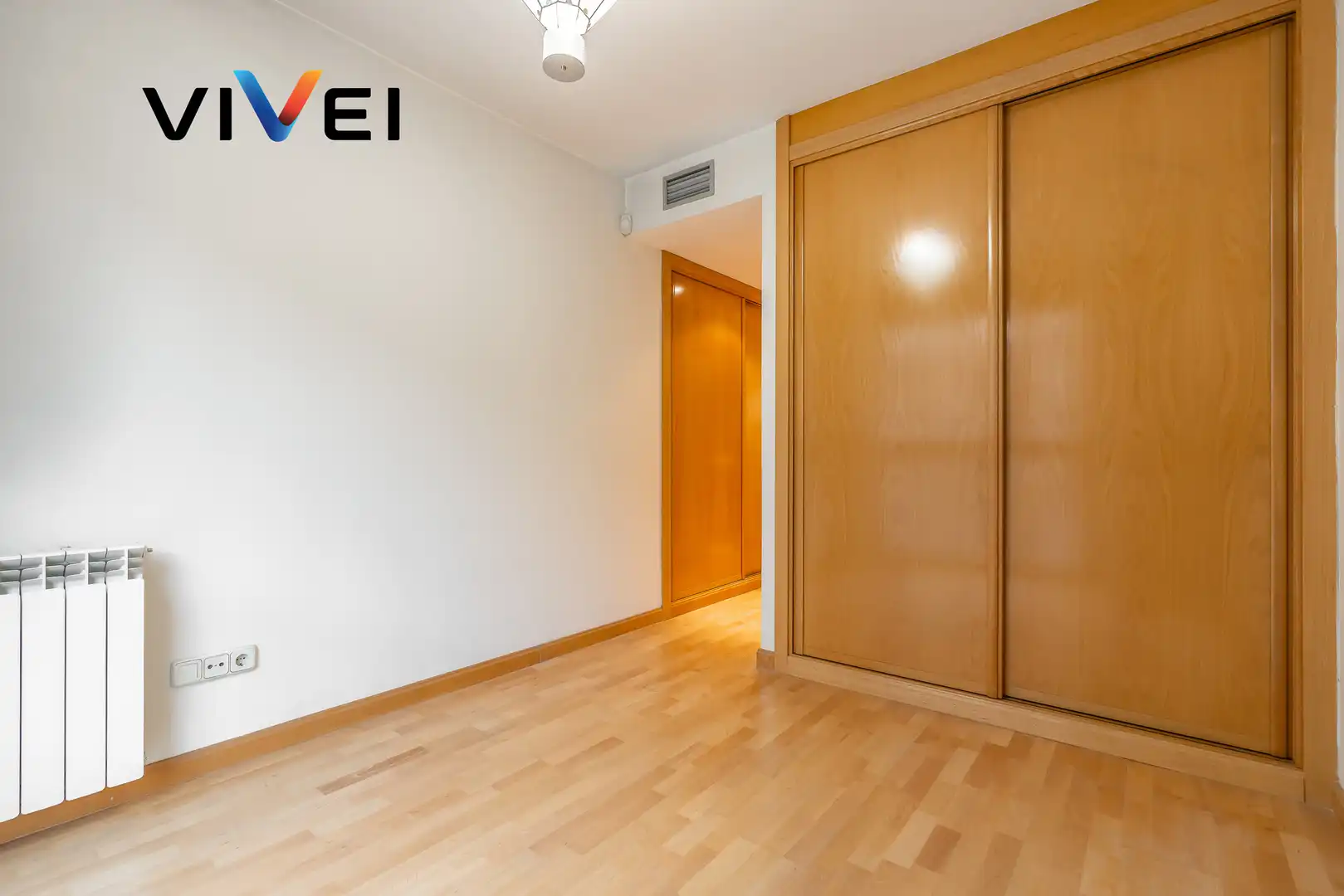 Bedroom of Flat for sale in Madrid  with Heating, Terrace and Storage room