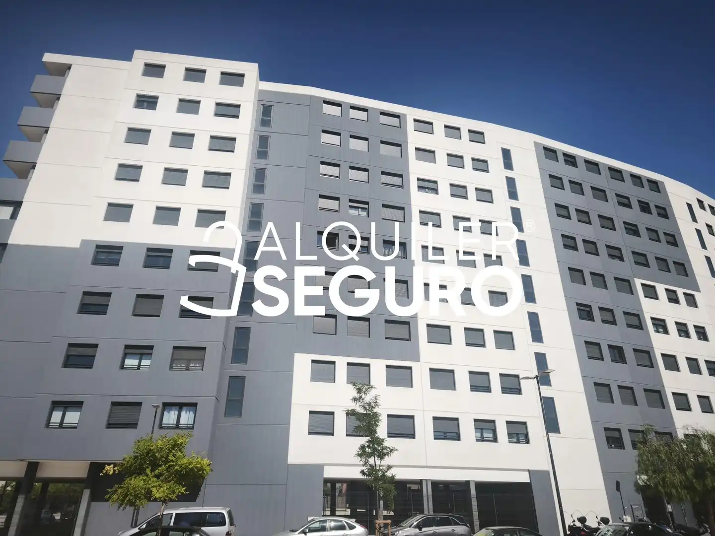 Exterior view of Flat for rent in Zaragoza  with Air Conditioner, Heating and Terrace