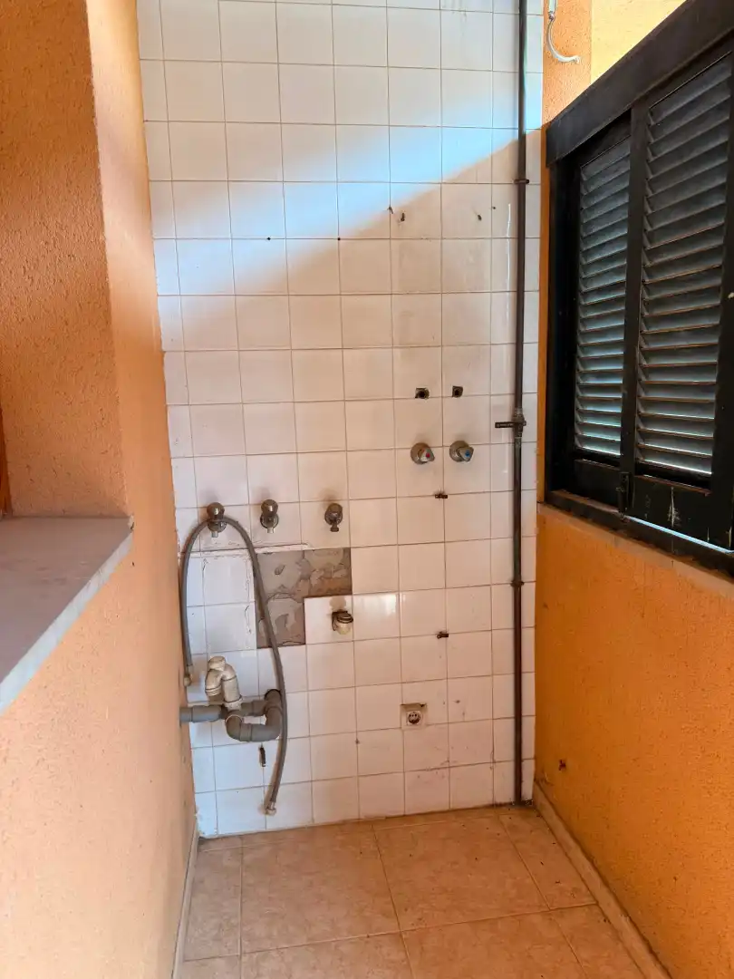 Bany de Pis en venda en Santa María del Camí amb Balcó