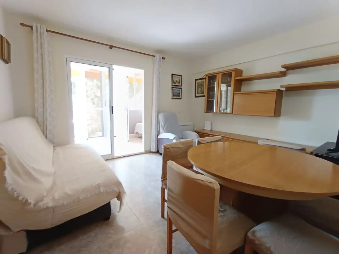 Apartament amb piscina de lloguer a Calle bisbe serra 5, imagen 3
