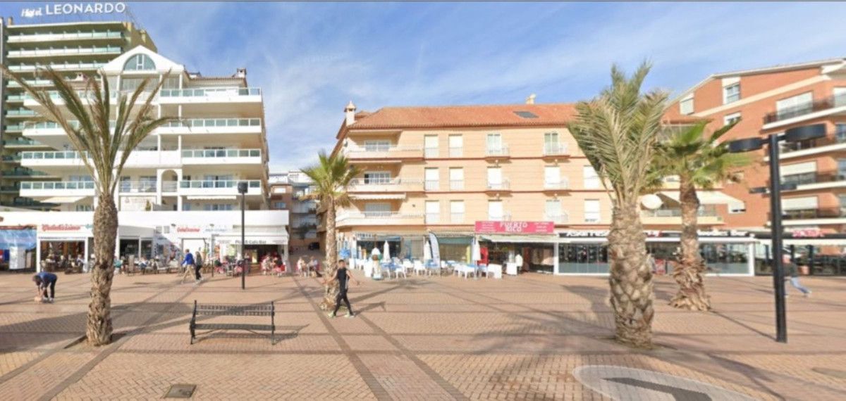 Vista exterior de Apartament en venda en Fuengirola amb Terrassa i Moblat