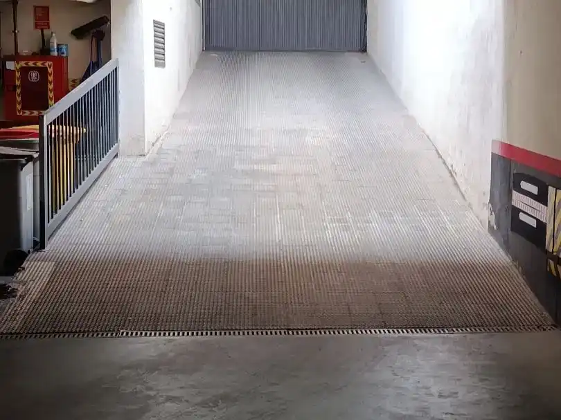 Garage for sale in Madrid  with Alarm