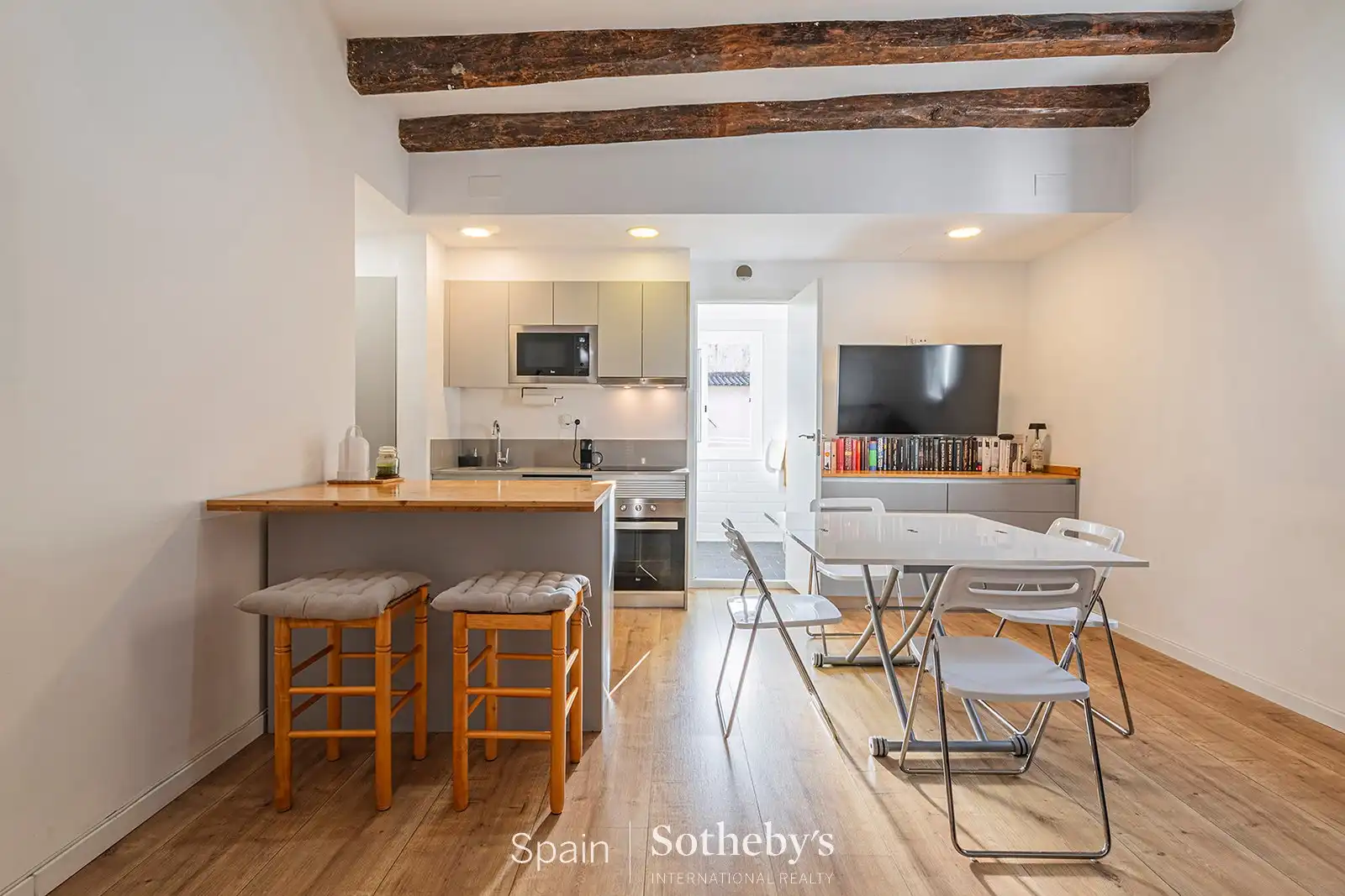 Cocina de Apartamento en venta en Barcelona con Aire acondicionado, Calefacción y Terraza