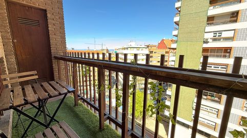 Foto 2 de Estudio de alquiler en Castillejos - Cuzco, Madrid Capital