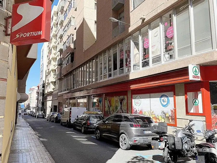 Ufficio con ascensore in affitto a Avenida AVDA JOSE MESA Y LOPEZ 58