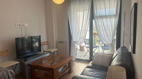 Foto 2 de Apartament de lloguer a Calle Calle General Aranaz, San Pascual, Madrid Capital