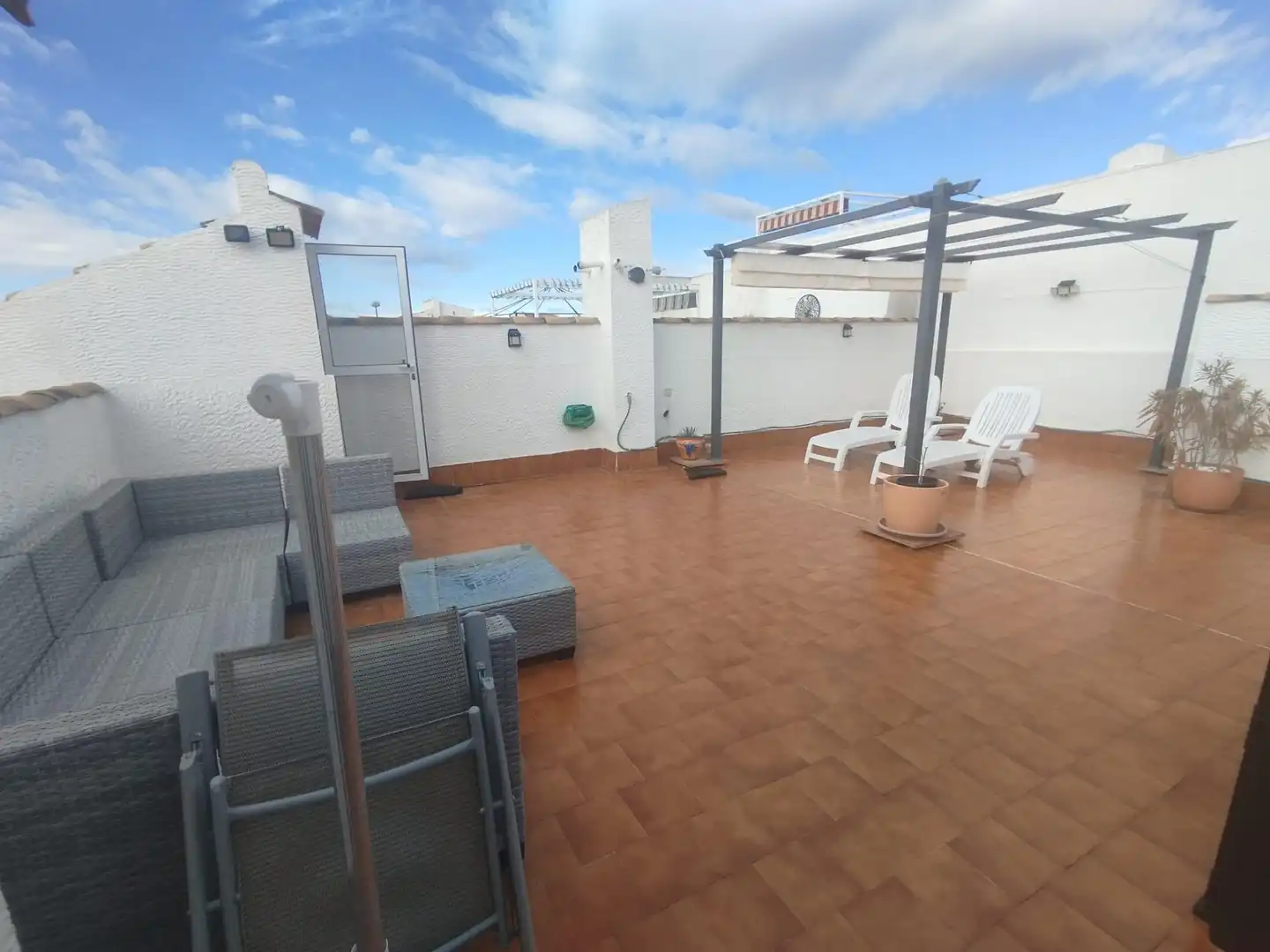 Terrassa de Casa o xalet en venda en Orihuela amb Aire condicionat, Calefacció i Jardí privat