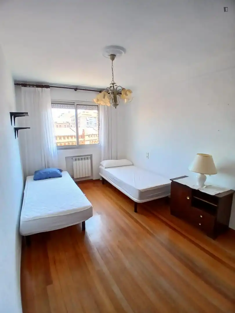 Habitación de Apartamento para compartir en Valladolid con Amueblado, Horno y Lavadora