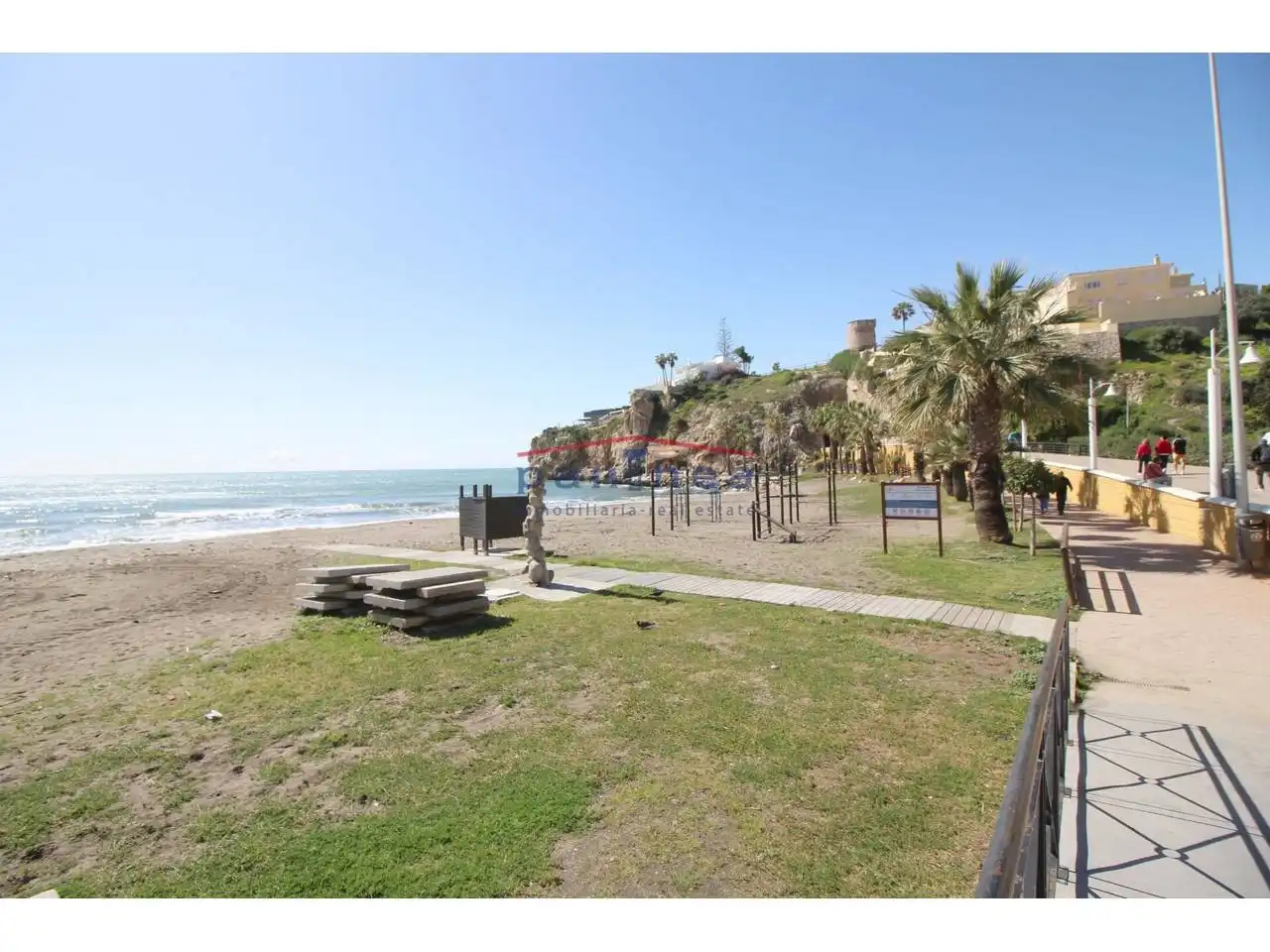 Vista exterior de Piso en venta en Rincón de la Victoria con Aire acondicionado, Terraza y Trastero