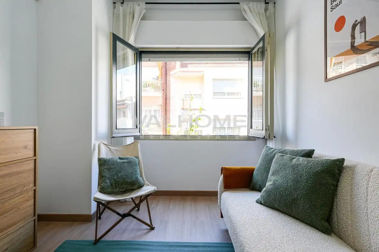 Wohnzimmer von Wohnungen zum Verkauf in Barcelona mit Klimaanlage, Heizung und Balkon