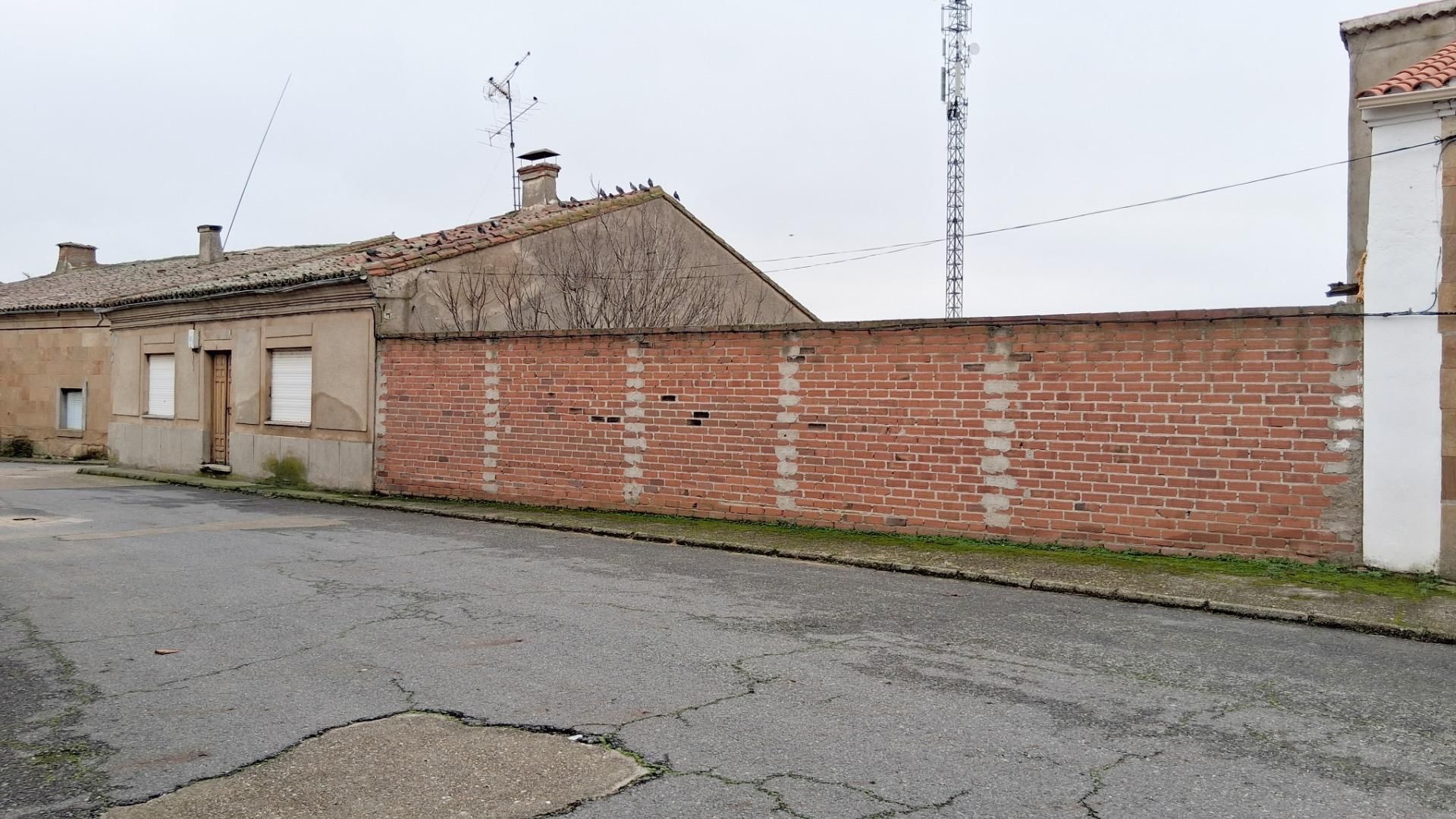 Residencial en venda a Encinas de Abajo